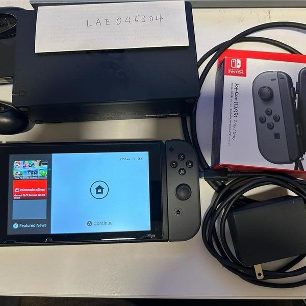 Nintendo Switch - 32 GB, Grey