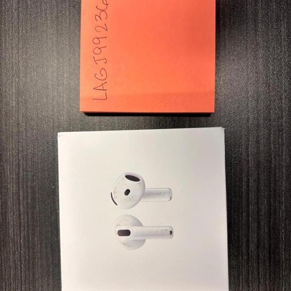 Apple AirPods (4th Gen) - Standard