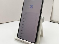 Apple iPhone 16