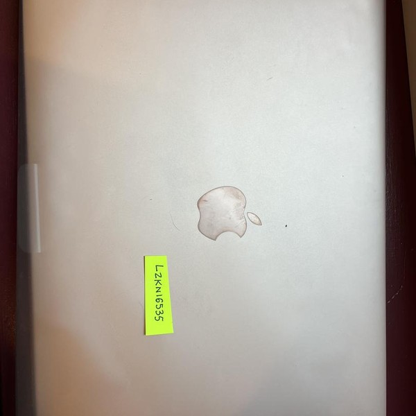 MacBook Air 2020 - 13 inch - 1 TB, Gold, 8 GB, Intel Core i3