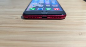 Good
													Apple iPhone SE 3rd Gen 2022 - Unlocked, Red, 128 GB, A2595, photo 3 of 15