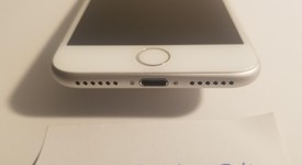 Mint
													Apple iPhone 8 - Unlocked, Silver, 64 GB, A1905, GSM, photo 2 of 7