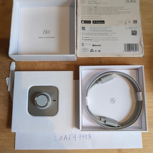 Oura Ring Gen 4 - Silver, Size 9