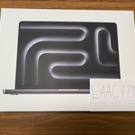 New MacBook Pro 2024 - 14 inch - Apple M4, Space Black, 512 GB, 16 GB