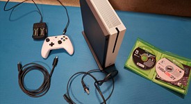 Mint
													Xbox One S (2016) - White, 500 GB, photo 1 of 7
