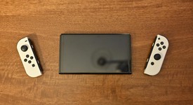 Mint
													Nintendo Switch - OLED - White, 64 GB, photo 3 of 10