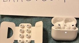 Used
													Apple AirPods Pro 3, photo 2 of 5