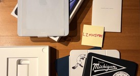 Mint
													Apple iPad Air 11" (M3) 2025 - Wi-Fi, Blue, 256 GB, A3266, photo 3 of 15