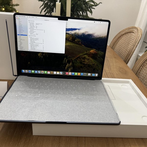 MacBook Air 2024 (M3) - 15 inch - 512 GB, Midnight, 16 GB, Apple M3, 10-core GPU