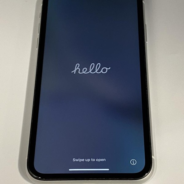 Apple iPhone Xr - Unlocked, White, 128 GB, A1984