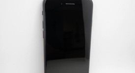 Good
													Apple iPhone SE 2nd Gen 2020 - AT&T, Black, 64 GB, A2275, photo 2 of 7