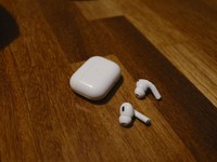 Apple AirPods Pro 2