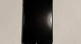 Good
													Apple iPhone SE 3rd Gen 2022 - Unlocked, Midnight, 64 GB, A2595, photo 2 of 8