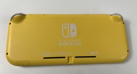 Fair
													Nintendo Switch Lite - Yellow, photo 3 of 7