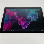 Fair Microsoft Surface Pro 5 (2017) - Wi-Fi, 256 GB, Silver, 8 GB