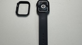Good
													Apple Watch Series 5 44mm - Gray, A2093 - GPS, Aluminum, photo 4 of 5