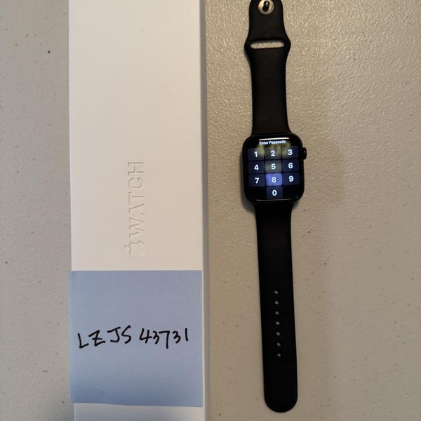 Apple Watch Series 8 45mm - Unlocked, Midnight, A2774 - Cellular, Aluminum