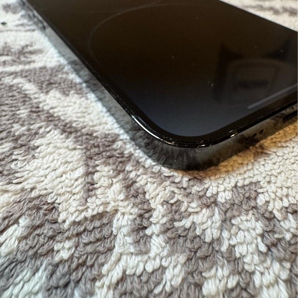 Apple iPhone 14 Pro - Unlocked, Black, 128 GB, A2650