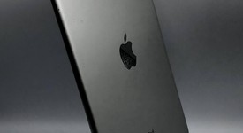 Good
													Apple iPad Air 2 - Unlocked, Silver, 64 GB, photo 2 of 6