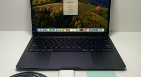 Good
													MacBook Air 2022 - 13" - Apple M2, Midnight, 256 GB, 8 GB, photo 1 of 7