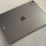 Good Apple iPad Pro 11 inch (M5) 2025 - Wi-Fi, 256 GB, Space Black, Apple M5 9-Core, A3357, Standard Glass