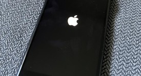 Good
													Apple iPhone SE 2nd Gen 2020 - Unlocked, Black, 64 GB, A2275, photo 3 of 5