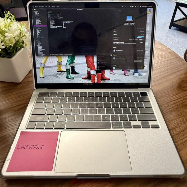 MacBook Air 2024 (M3) - 13 inch - 512 GB, Silver, 24 GB, Apple M3, 10-core GPU