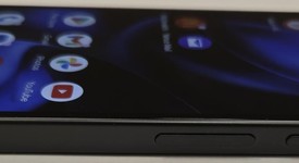 Mint
													Google Pixel 9a - Visible, Obsidian, 128 GB, 8 GB, photo 4 of 6