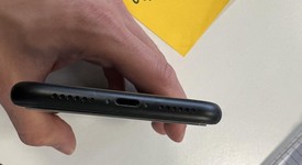 Good
													Apple iPhone Xr - Unlocked, Black, 128 GB, A1984, photo 2 of 8