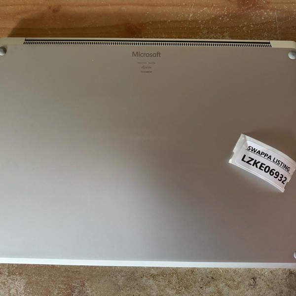 Microsoft Surface Laptop - 512 GB, Silver, 16 GB