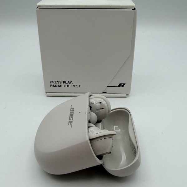 Bose QuietComfort Ultra Earbuds - White