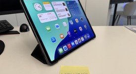 Good
													Apple iPad Pro 12.9" 6th Gen 2022 - AT&T, Gray, 256 GB, photo 3 of 27