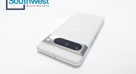Mint
													Google Pixel 8 Pro - Unlocked, Porcelain, 512 GB, 12 GB, G1MNW, mmWave 5G, photo 3 of 9