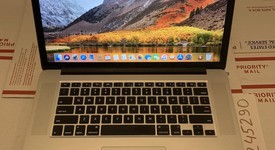 Good
													MacBook Pro 2014 (Retina) - 15" - Silver, 256 GB, 16 GB, photo 1 of 7