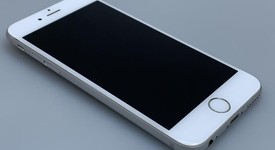 Fair
													Apple iPhone 6S - Unlocked, Silver, 32 GB, A1688, photo 2 of 6
