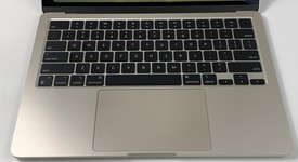 Mint
													MacBook Air 2022 - 13" - Apple M2, Starlight, 256 GB, 8 GB, photo 3 of 8