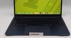 Fair
													MacBook Air 2022 - 13" - Apple M2, Midnight, 512 GB, 8 GB, photo 1 of 4