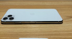 Fair
													Apple iPhone 11 Pro Max - Unlocked, Silver, 64 GB, A2161, photo 5 of 7