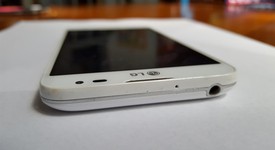 Good
													LG Optimus L70 - Metro by T-Mobile, White, 4 GB, MS323, photo 4 of 6