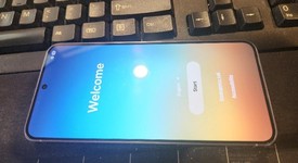 Fair
													Samsung Galaxy S24 - Unlocked, Violet, 128 GB, 8 GB, SM-S921U1, photo 4 of 5