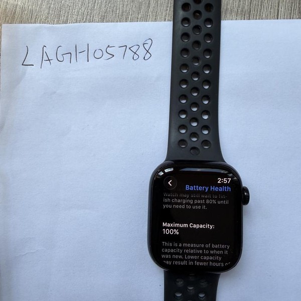 Apple Watch Series 10 42mm - Black, A2997 - GPS, Aluminum