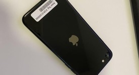 Good
													Apple iPhone SE 2nd Gen 2020 - Unlocked, Black, 64 GB, A2275, photo 2 of 7