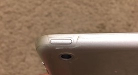 Good
													Apple iPad Air - Wi-Fi, Silver, 16 GB, photo 4 of 7