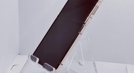 Good
													Samsung Galaxy Z Flip4 5G - Unlocked, Rose Gold, 128 GB, 8 GB, SM-F721U1, photo 3 of 5