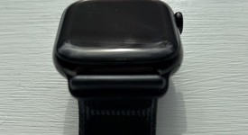 Mint
													Apple Watch Series 10 42mm - Black, A2997 - GPS, Aluminum, photo 5 of 9