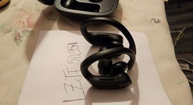 Used
													Beats Powerbeats Pro - Black, photo 2 of 3