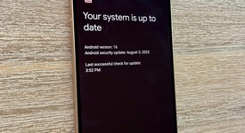 Mint
													Google Pixel 8 - Unlocked, Rose, 128 GB, 8 GB, G9BQD, Sub-6 5G, photo 4 of 13