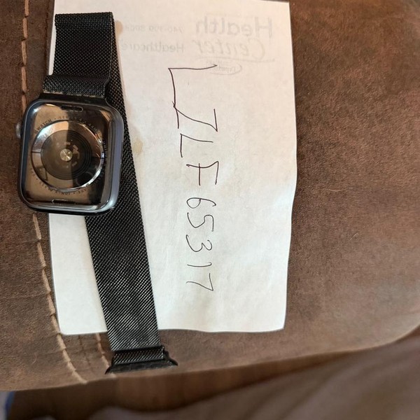 Apple Watch Series 4 44mm - Gray, A1978 - GPS, Aluminum