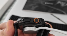 Mint
													Apple Watch Ultra 2 49mm - Unlocked, Black, A2986, photo 2 of 5