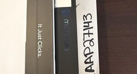 Good
													Motorola Razr Ultra (2025) - Unlocked, PANTONE Scarab, 512 GB, 16 GB, photo 4 of 5